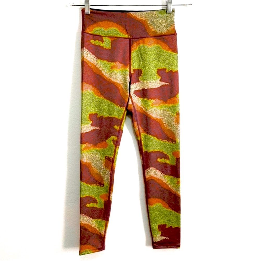 Noli Dotted Camo Print Leggings